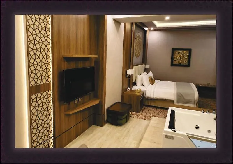 Crowne Rose Alsahafa Hotel Riyad