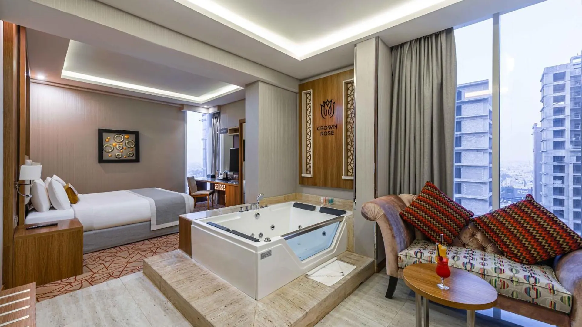 Crowne Rose Alsahafa Hotel Riyad