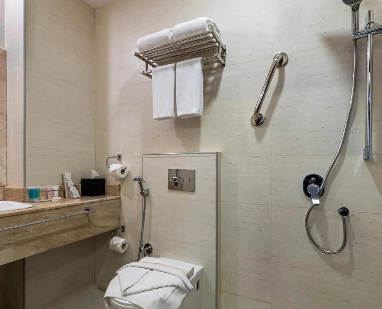 Crowne Rose Alsahafa Hotel Riyadh 4*,  Saudi Arabia