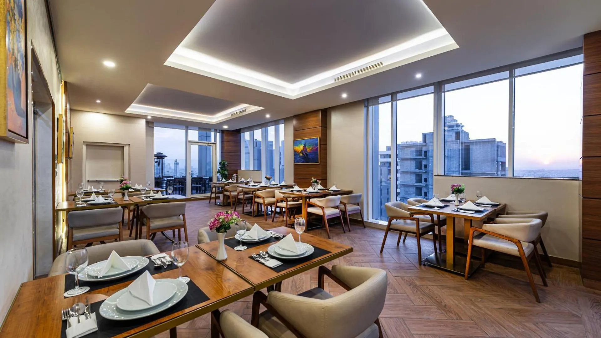 Crowne Rose Alsahafa Hotel Riyadh